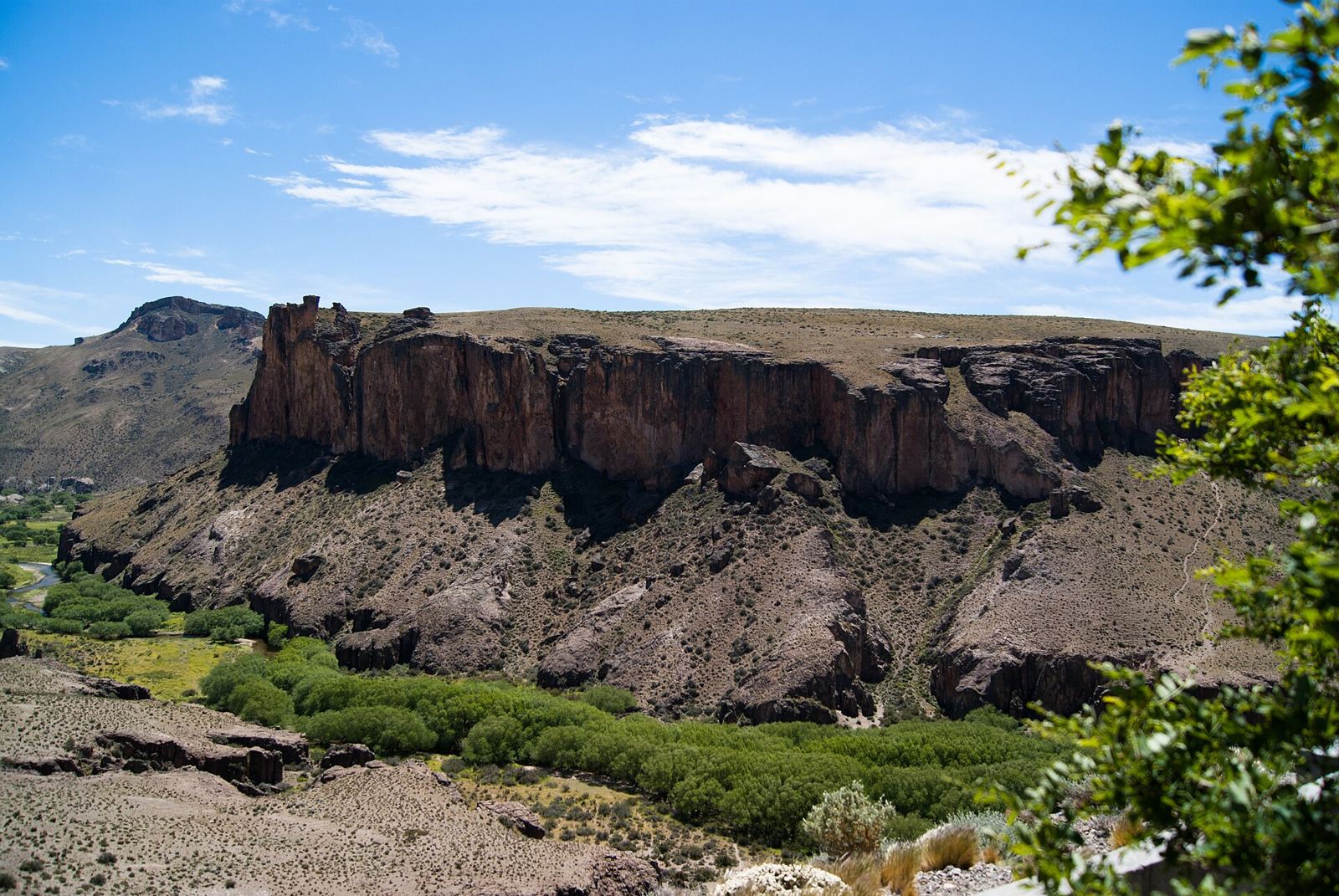 The Río Pinturas canyon, gateway to Parque Patagonia